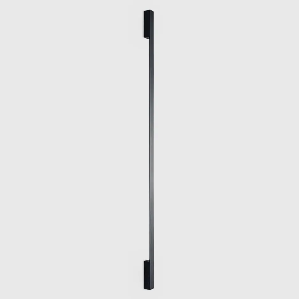 Arcchio Ivano LED-væglampe, 170 cm, sort