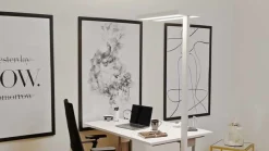 Arcchio LED-gulvlampe Logan Pro, sølv, sensor, dæmpbar