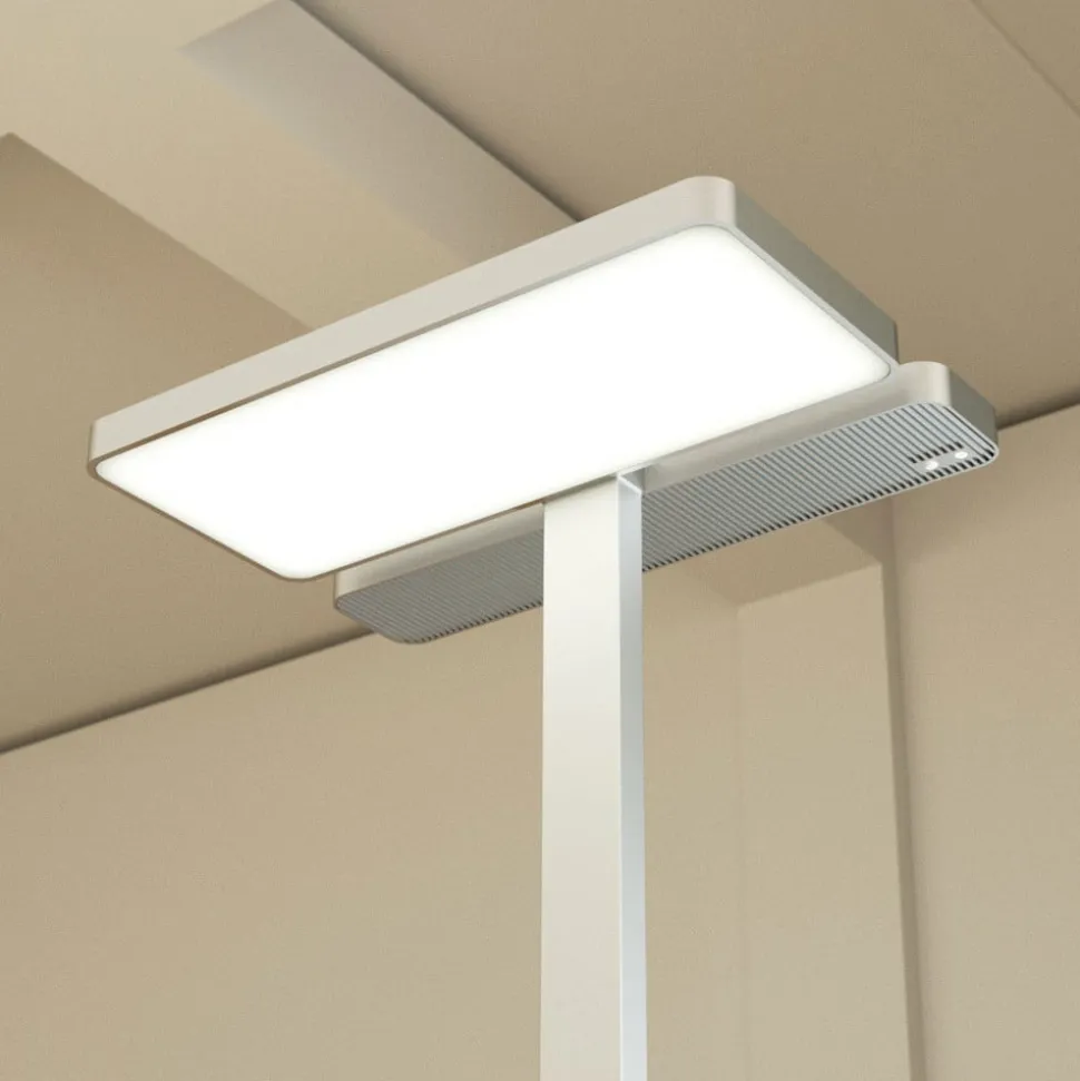 Arcchio LED-gulvlampe til kontor Aila, sølv, dagslyssensor