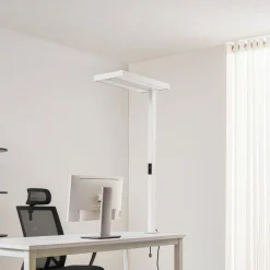 Arcchio LED-klemmelampe Logan, hvid, dæmpbar, sensor