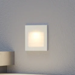 Arcchio LED-vægindbygningslampe Zamo, lamel, hvid, metal, IP65