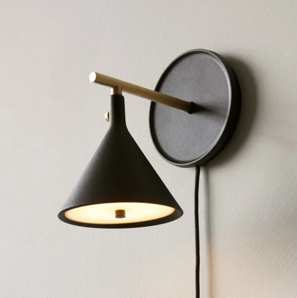 Audo LED-væglampe Cast, sort, IP44, dæmper, stik
