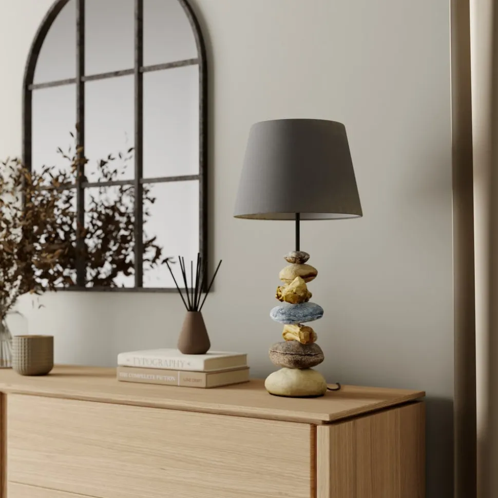 Bordlampe Vera, stofskærm og sten-dekor, 55 cm