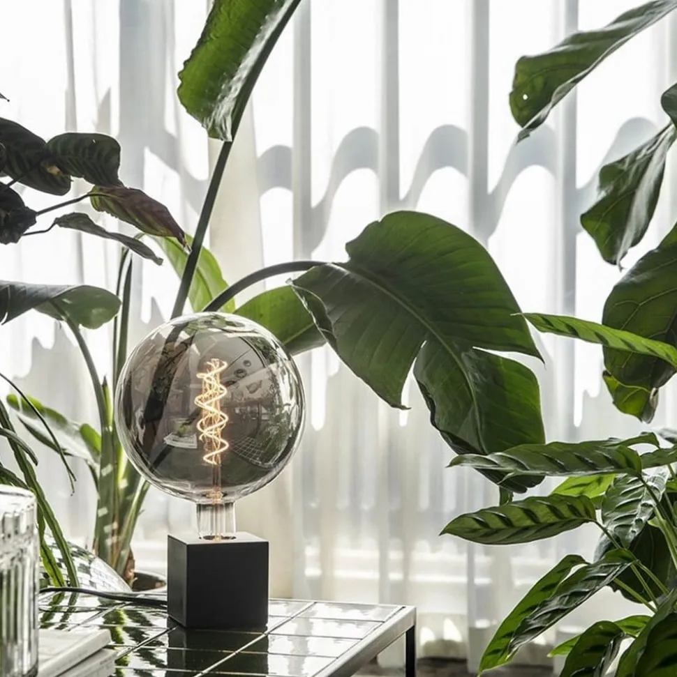 Calex Kalmar LED-pære E27 5W G200 1800 K dim titan