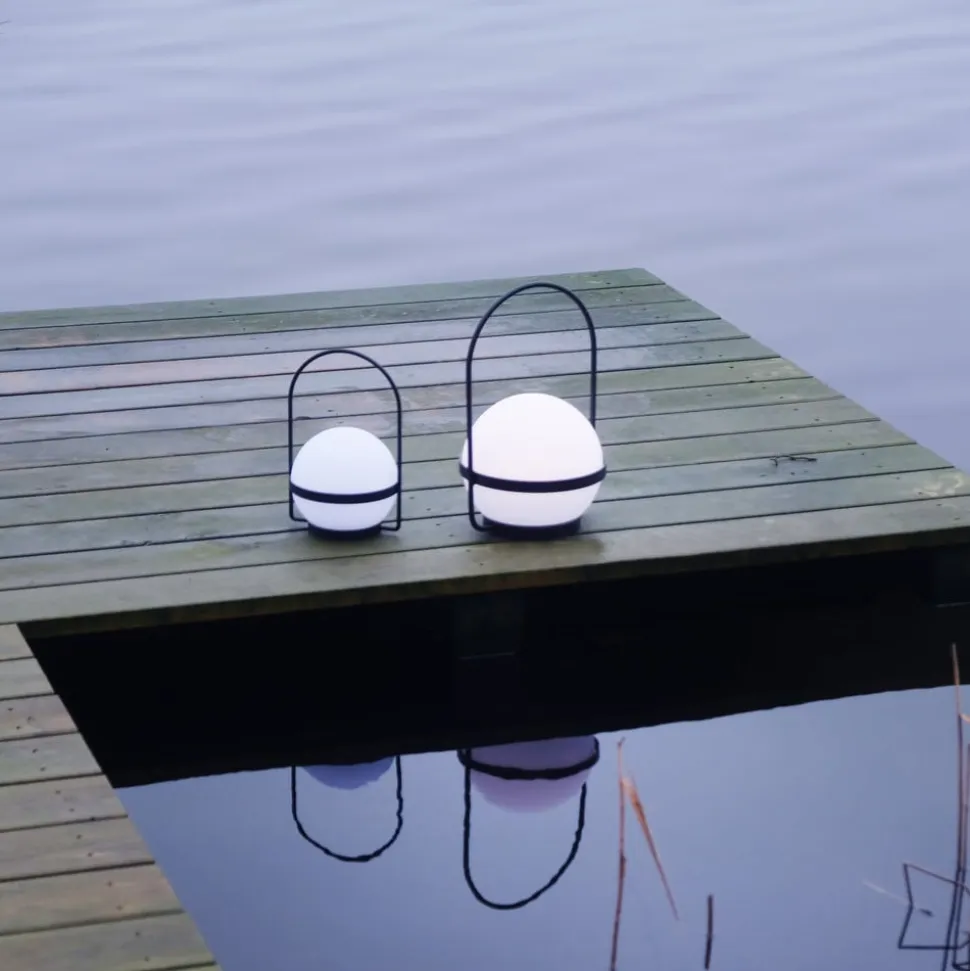 Dyberg Larsen LED-solcellelampe Summer, hvid/sort Højde 26 cm
