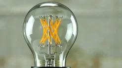 E27 7 W 927 LED-pære i kulfiberlook, klar