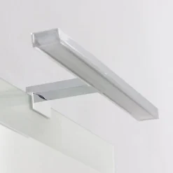 Energibesparende LED-spejllampe Esther S3, IP44