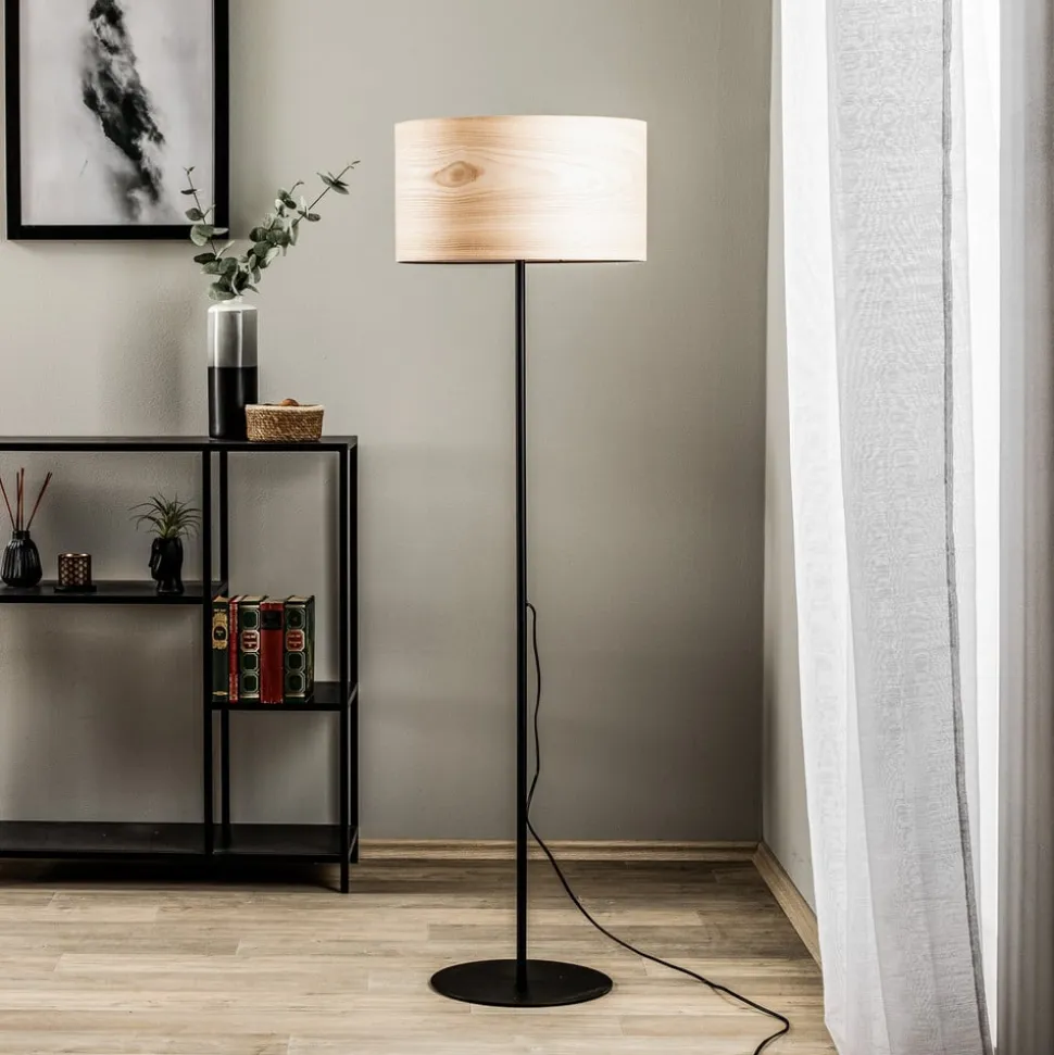 Envostar Veneer gulvlampe, kerneved ask