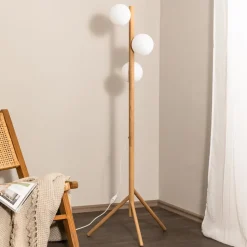 Estera gulvlampe, opalglas, træramme, 132 cm, 3 lyskilder