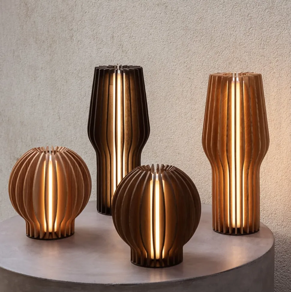 Eva Solo LED-bordlampe Radiant, lyst træ, Ø 14 cm, USB