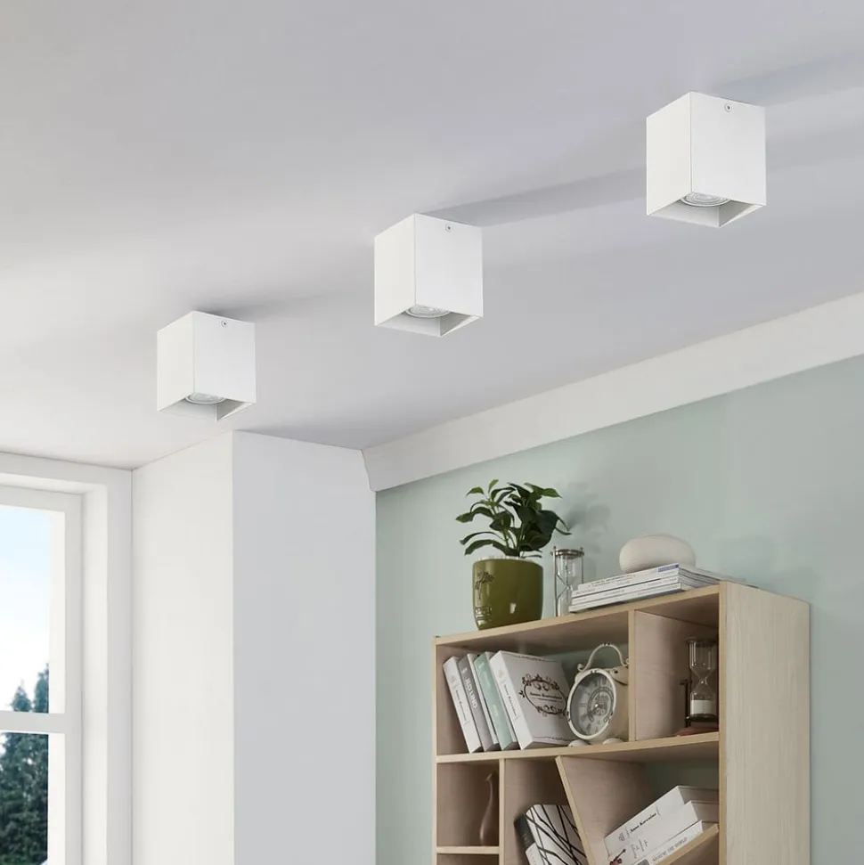 Firkantet påbygnings downlight Carson i hvid