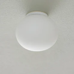 FLOS Mini Glo-Ball C/W - Loftlampe til designere