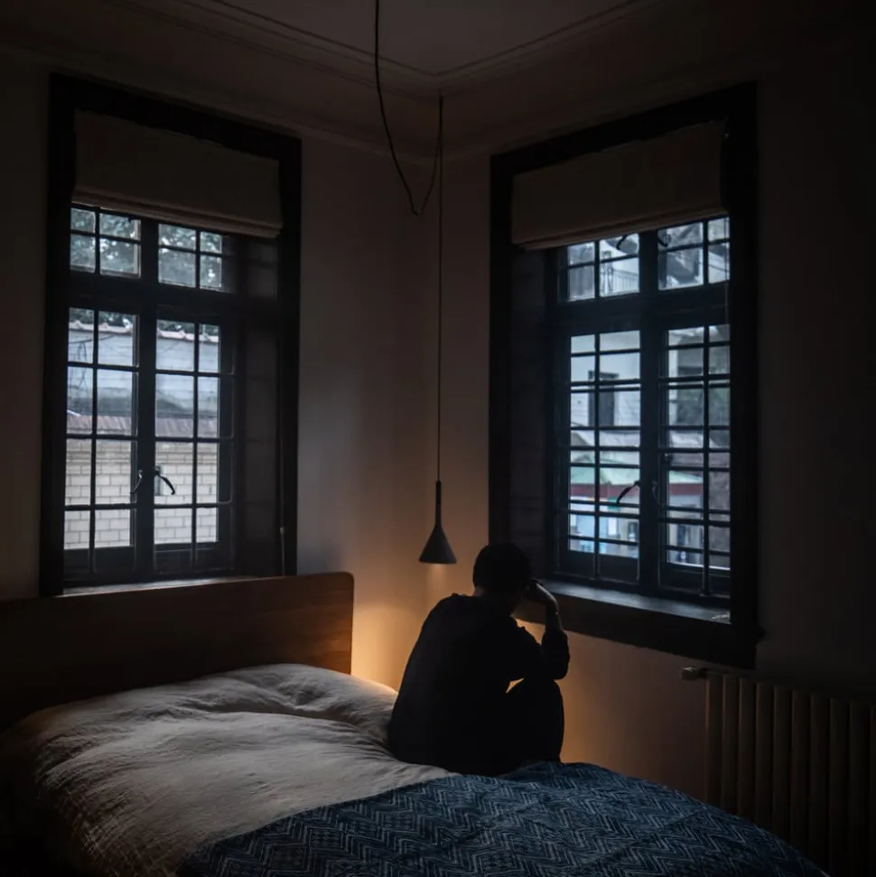 Foscarini Aplomb Mini pendellampe af beton, grå