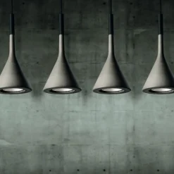 Foscarini Aplomb Mini pendellampe af beton, grå