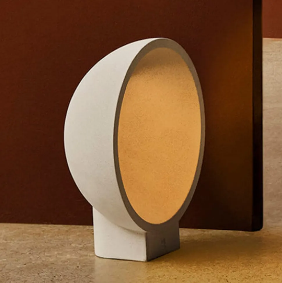 Gaia LED-sokkellampe, grå, beton, højde 38,8 cm