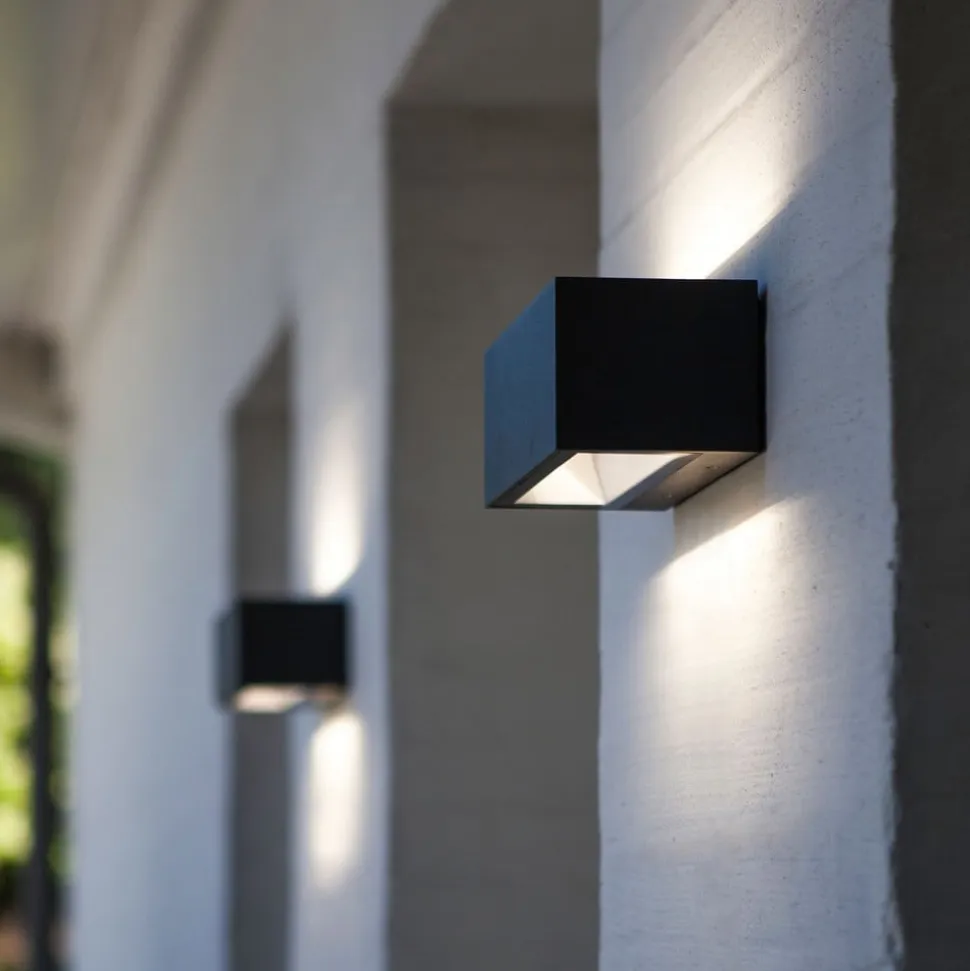Gemini udendørs LED-væglampe, 22 cm, 3.000 K, sort