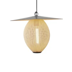 GUBI Satellite udendørs pendel, 45x27 cm, sort/sennepsguld