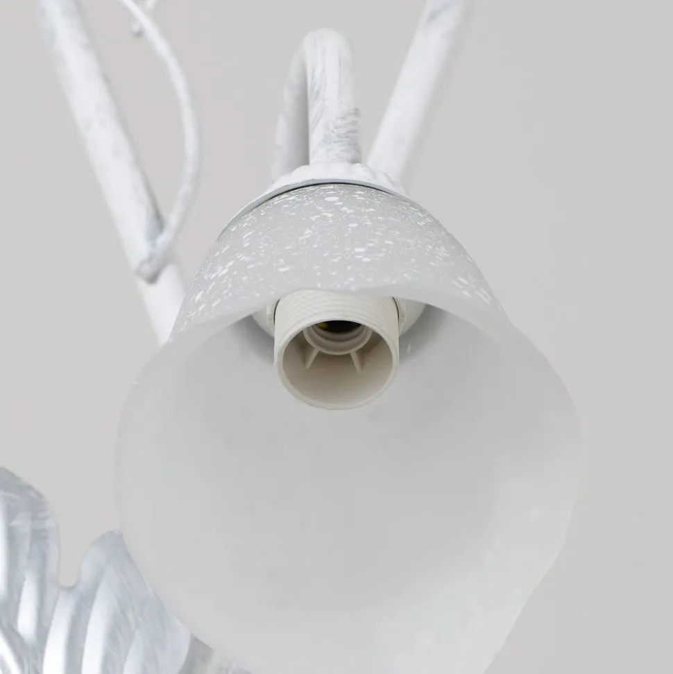 Gulvlampe Marilena i florentinsk stil med 3 lyskilder