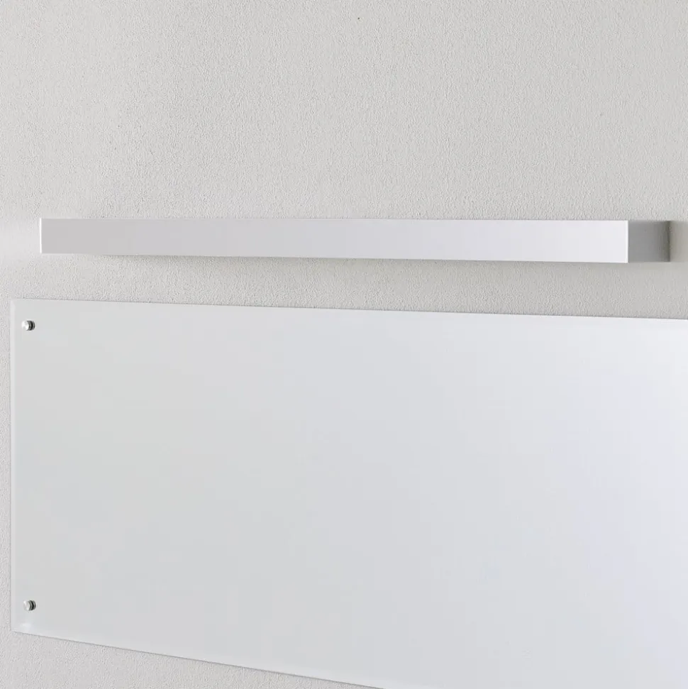 Helestra Theia LED-spejllampe, forkromet, 90 cm
