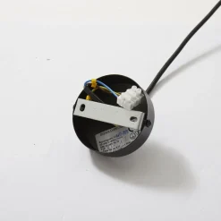 Hængelampe Rif i metal, sort, Ø 25 cm