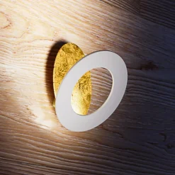 ICONE Vera LED-væglampe 930 Ø26cm guld/hvid