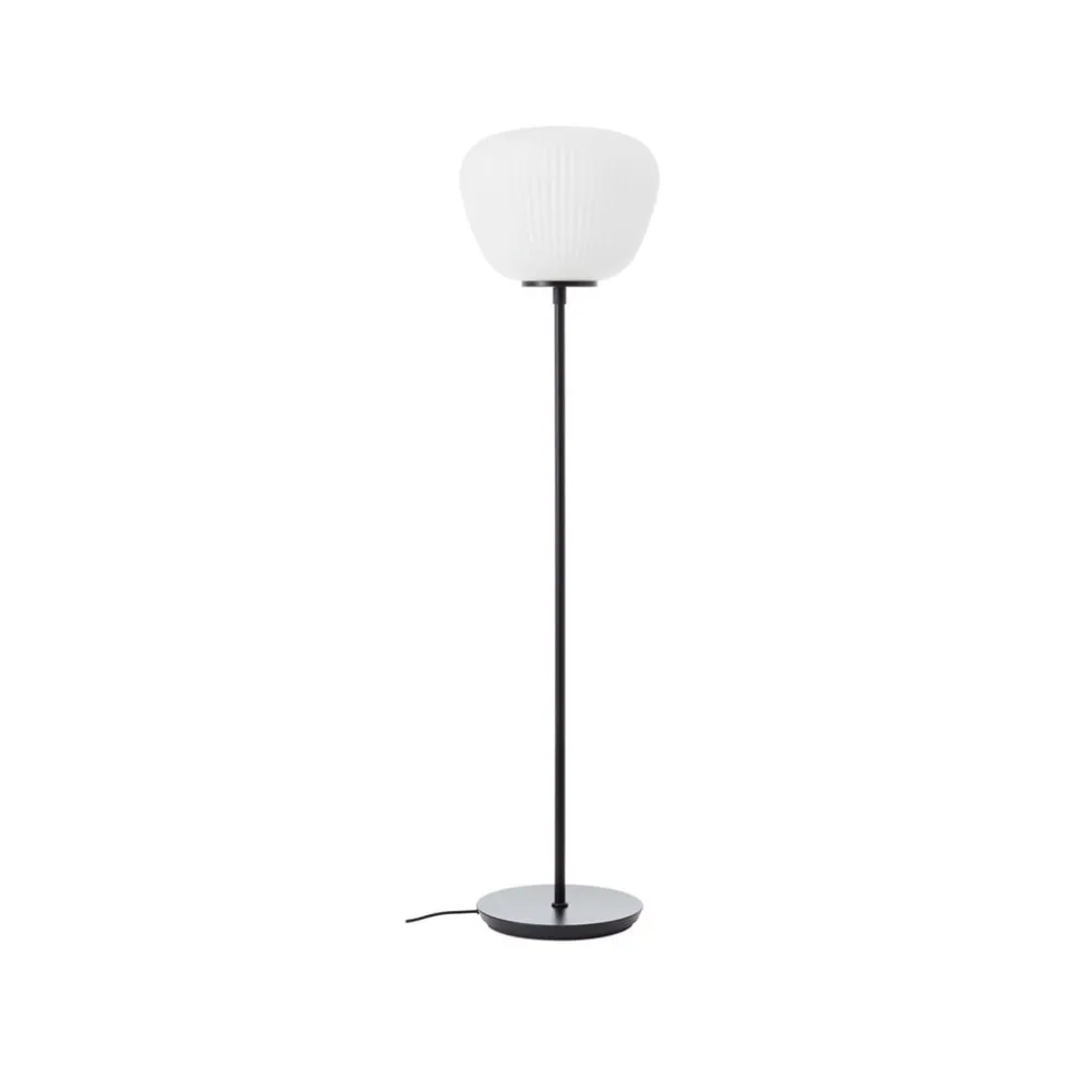 Kaizen gulvlampe, højde 140 cm, opal, glas/metal