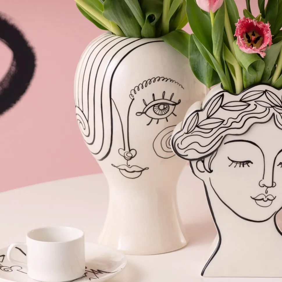 KARE Favola Lady-vase, højde 30 cm, keramik, sort/hvid