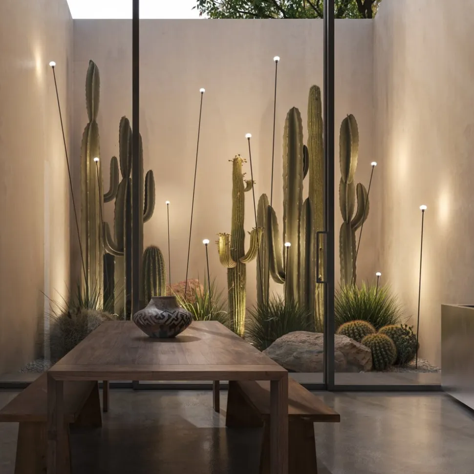 Karman LED-lampe med jordspyd MINUIT, højde 210 cm, sort, IP65