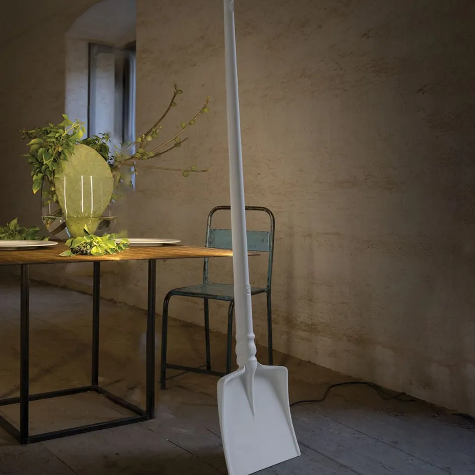 Karman Tobia - LED-designergulvlampe, skovl