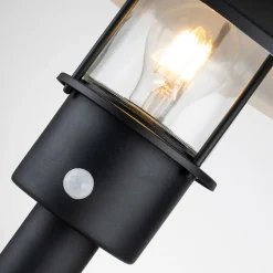 Klampenborg sokkellampe, sort, PIR-sensor