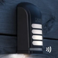 LED udendørs væg påbygningslampe Prato med sensor