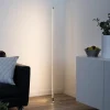 LED-gulvlampe Bella, lige, firkantet base, stål