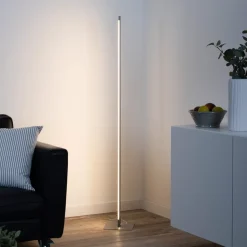 LED-gulvlampe Bella, lige, firkantet base, stål