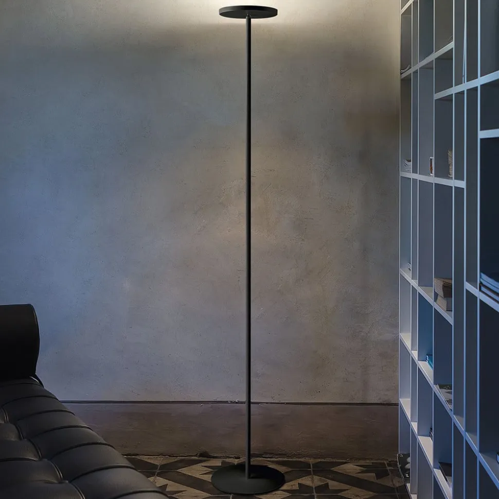 LED-gulvlampe Joshua i sort