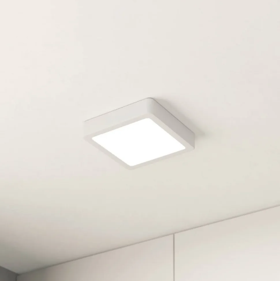 LED-loftslampe Fueva 5 IP44 3000K hvid 16x16cm