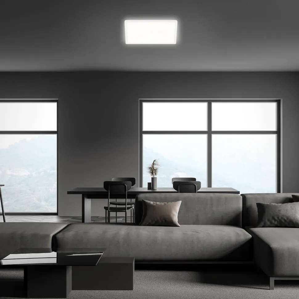 LED-loftslampe Slank, kantet 29,3 x 29,3 cm