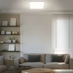 LED-loftslampe Slank, kantet 42 x 42 cm