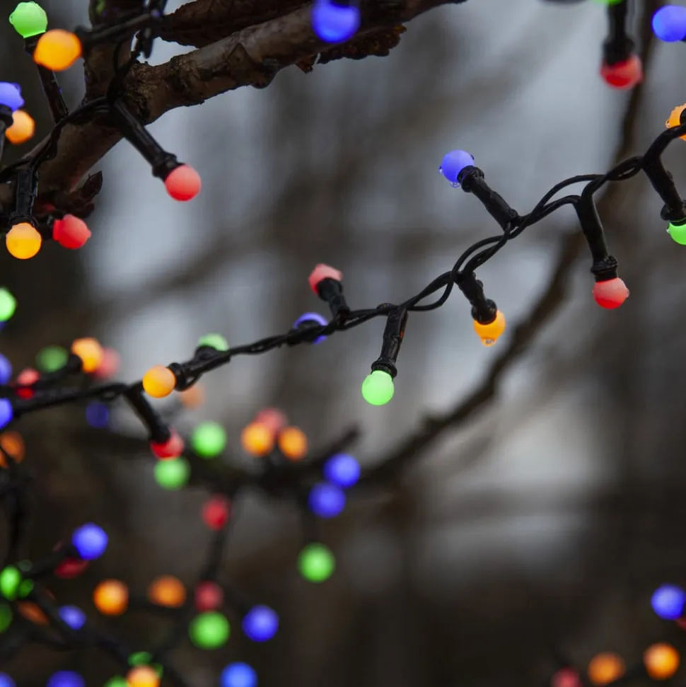 LED-lyskæde Berry Mini med timerfunktion farverige