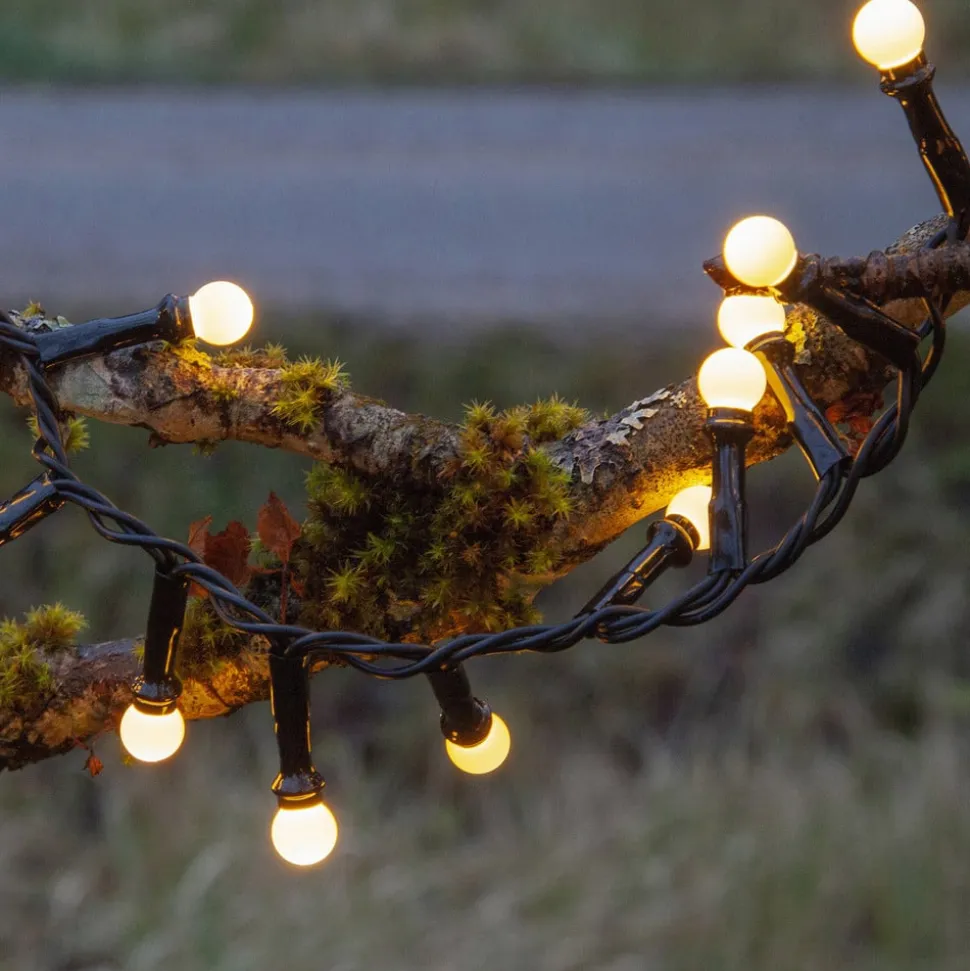LED-lyskæde Berry Mini med timerfunktion hvid