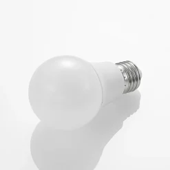 LED-pære E27 A60 4,9 W 3.000 K opal, 6 stk