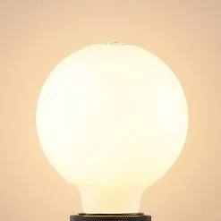 LED-pære E27 8W 2.700K G95 Globe, dæmpbar, opal