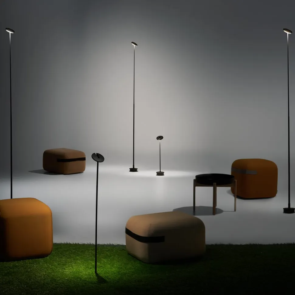 LEDS-C4 Usynlig LED-pullertlampe med jordspyd