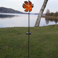 LED-solcellelampe Melilla, blomst