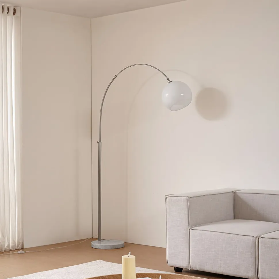 Lindby buelampe Alverton, hvid/nikkel, glas, 197 cm