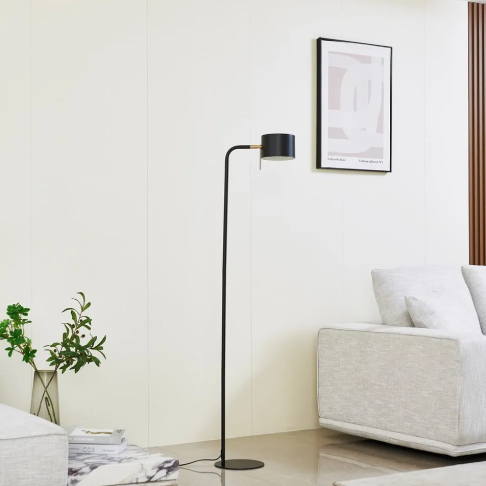 Lindby gulvlampe Kaida, sort, metal