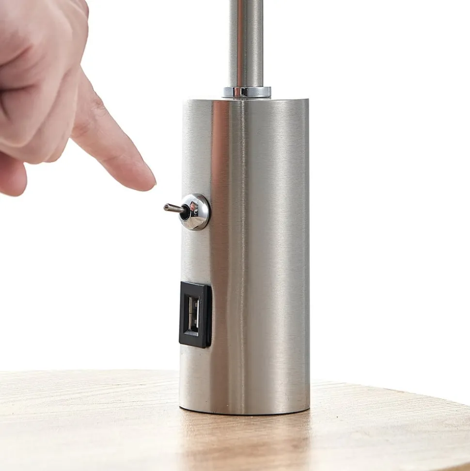Lindby gulvlampe Zinia, nikkelfarvet, hylde, USB-tilslutning