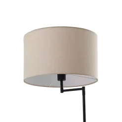 Lindby gulvlampe Zinia, sort, hylde, USB-tilslutning