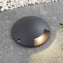 Lindby gulv-spotlight med LED Cormac, 1 lyskilde, Ø 21 cm, IP67