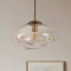 Lindby hængelampe Lelia, ravfarvet, glas, Ø 35 cm