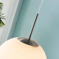 Lindby hængelampe Marike, Ø 30 cm, hvid, glas, kugle, E27